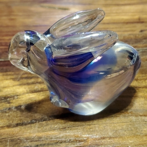 𝅺GLASS Rabbit Paperweight - Picture 3 of 5